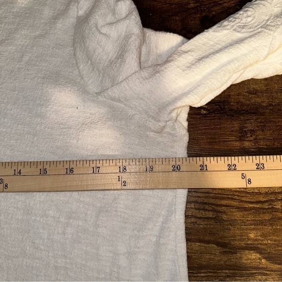 Adrianna Papell Embroidered Lace Long Sleeve Overlay Blouse - Picture 4 of 11